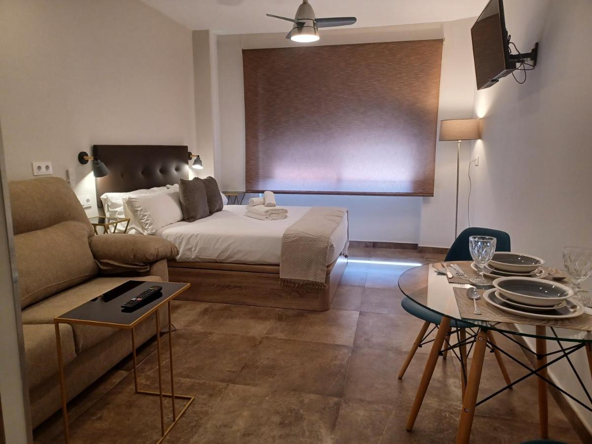 Apartamento Acogedor Junto A Calle Betis, Triana-Los Remedios Seville Ngoại thất bức ảnh