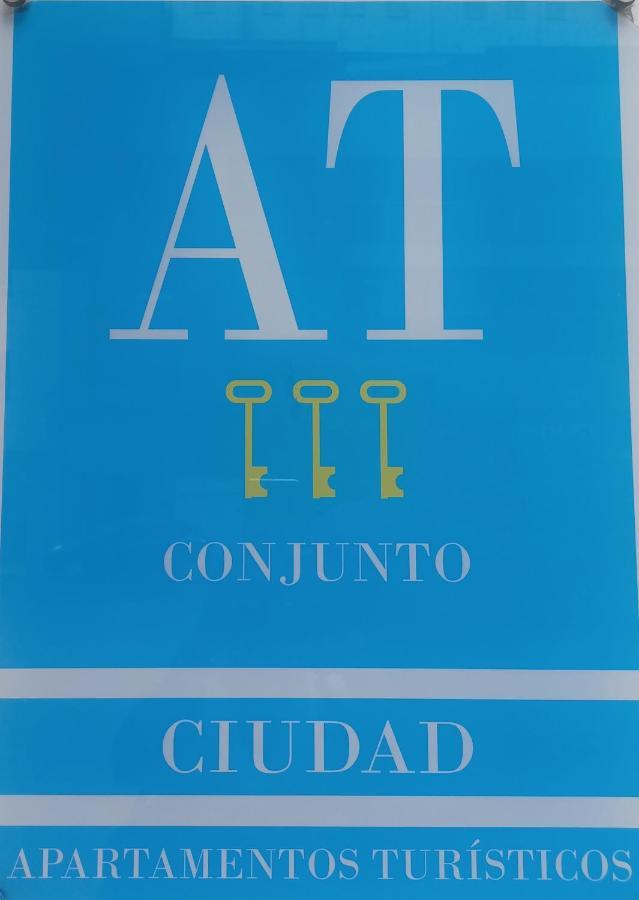Apartamento Acogedor Junto A Calle Betis, Triana-Los Remedios Seville Ngoại thất bức ảnh
